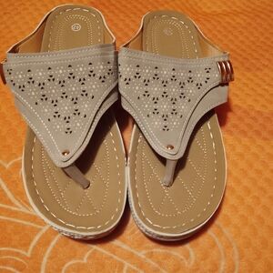 Women's Sandals